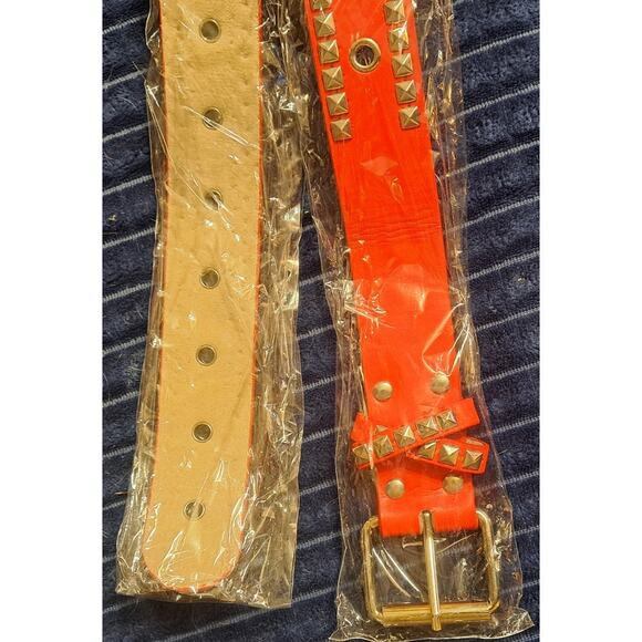 Ladies Red Studded Cosplay Punk Leather Style Belt Size 32 - Picture 2 of 4